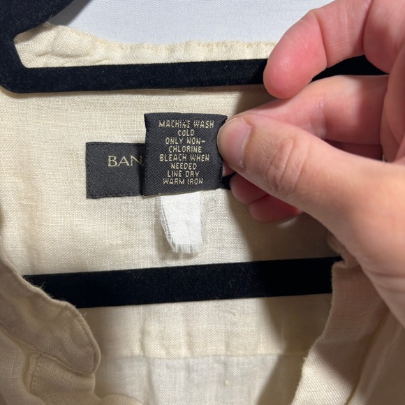 Banana Republic 100% Linen Blouse Top Relaxed‎ Cream Sz L Pocket V Neck Coastal - Picture 5 of 7